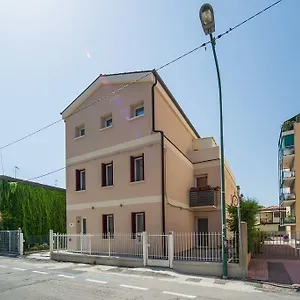 Affittacamere Duca D'aosta 31, Mestre